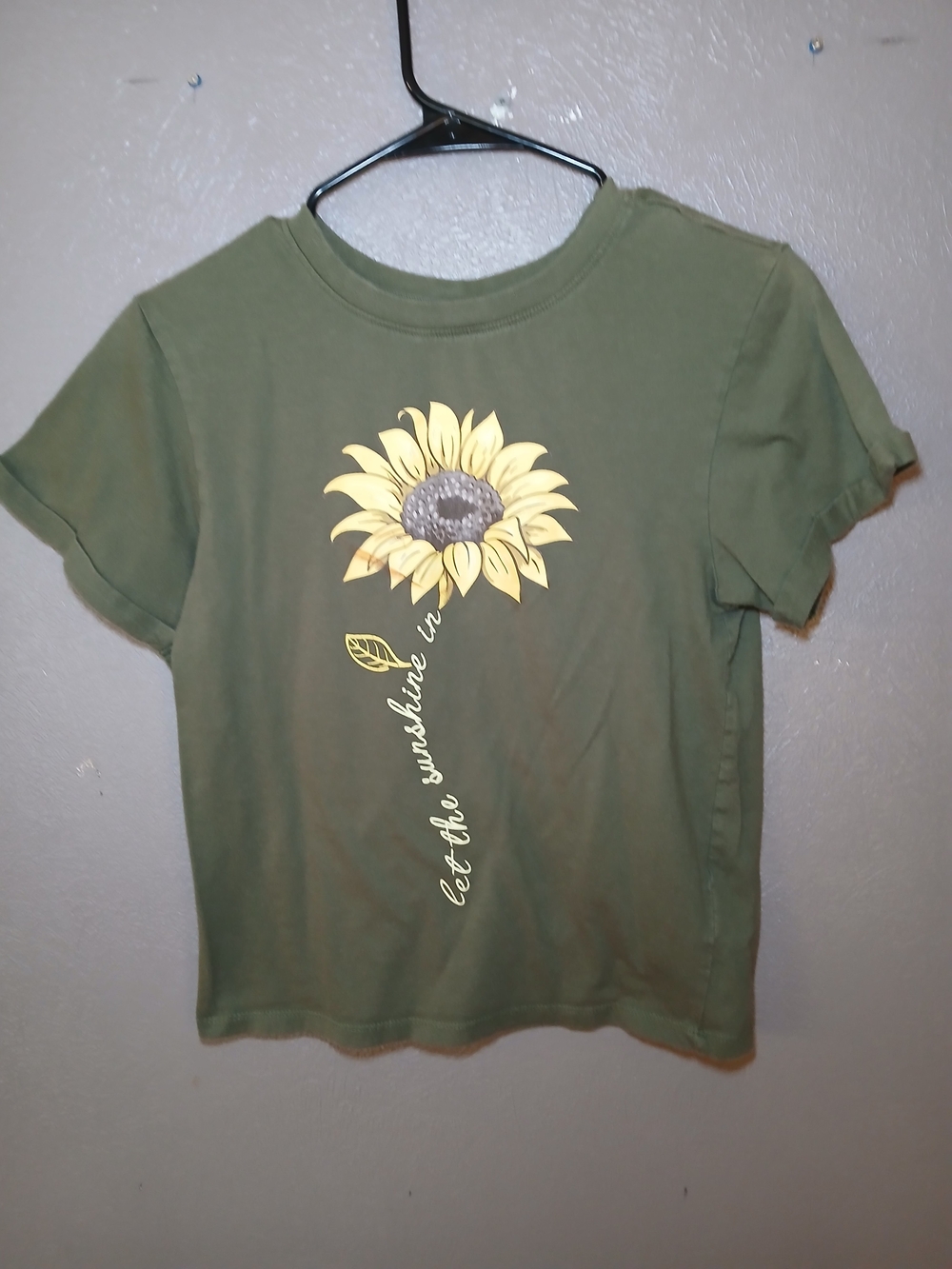 Olive Green Sunflower Graphic Crop Top